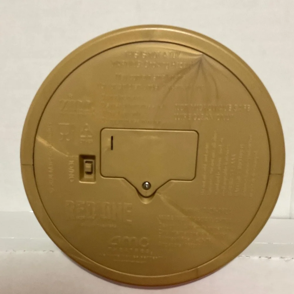 M&M’s Red One Lighted Snow Globe – 2024 Collectible AMC Movie Theater - Picture 7 of 9